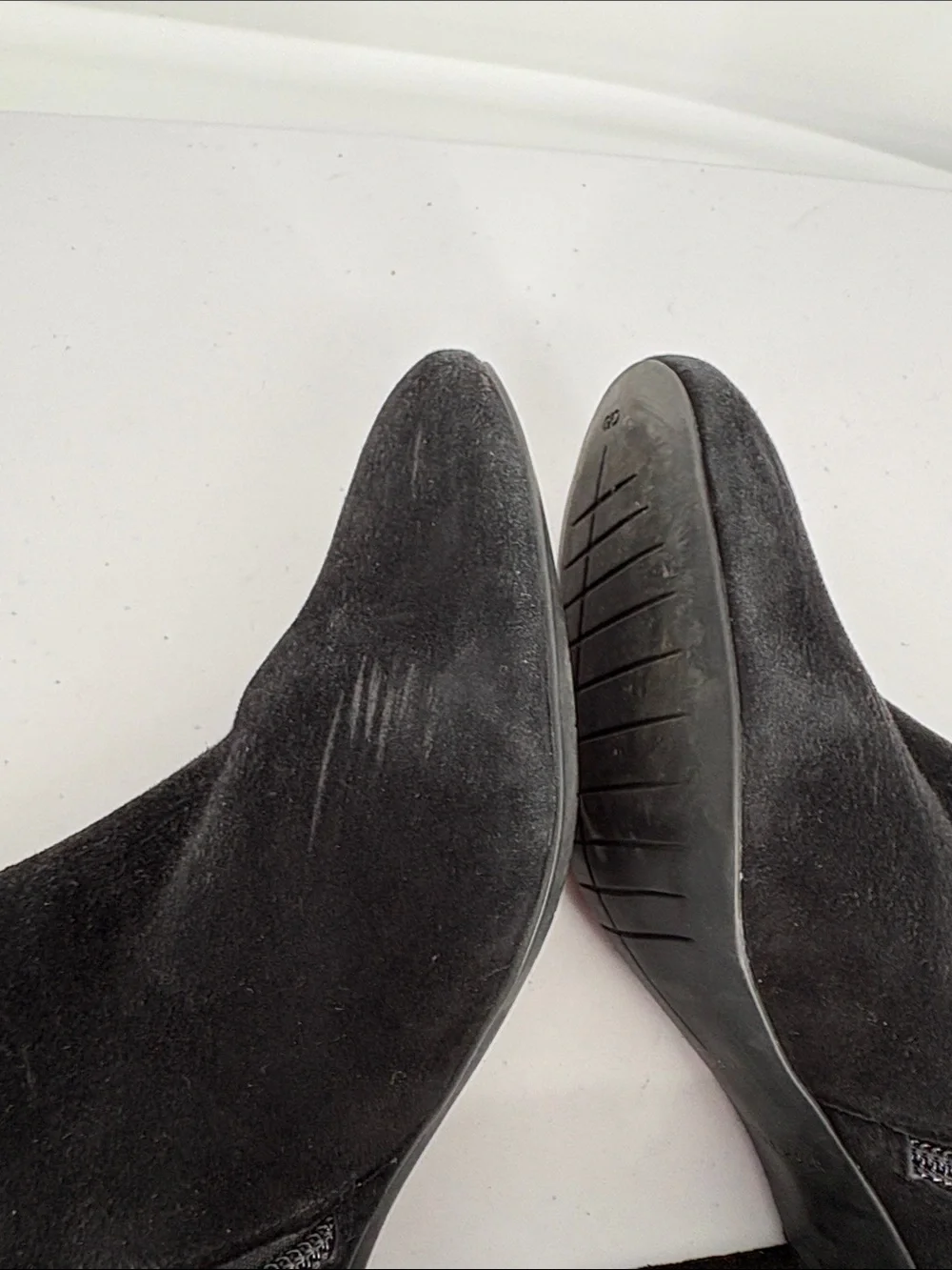 🌪️ Cole Haan Black Suede Ankle Boots with Decorative Lace & Gold Aglets
